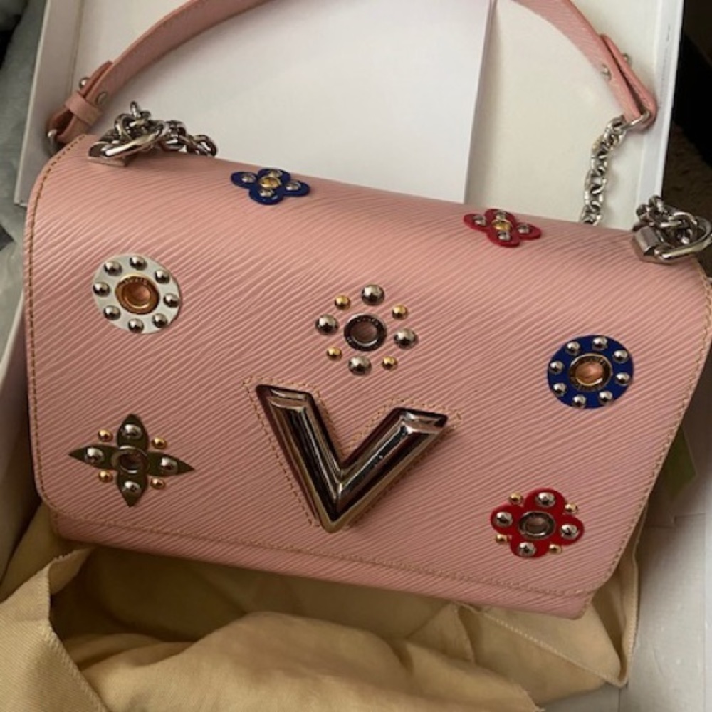 🦄Limited Edition🦄Louis Vuitton twisted bag - Picture 11 of 16